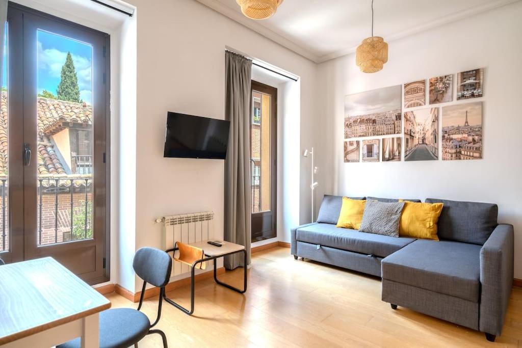 Flat In Barrio De Las Letras / Cervantes20 Madrid Bagian luar foto